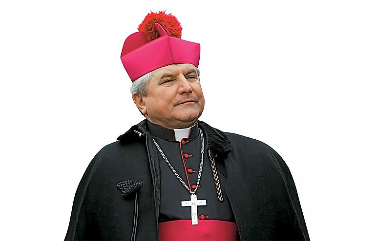 Postępowanie w sprawie biskupa Janiaka zakończone. Sprawa trafi do Watykanu