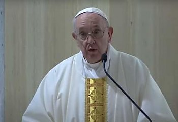 Papież przestrzega przed wirtualizacją Kościoła