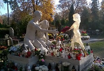 Pogrzeb dzieci na Cmentarzu Komunalnym w Bydgoszczy
