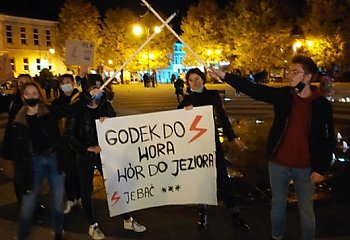 SKANDAL! Aborcjoniści wzywają do morderstwa na działaczce Pro Life Kai Godek