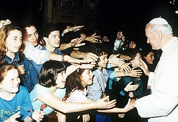Wystosowali petycję w obronie św. Jana Pawła II. Każdy może podpisać