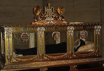 Św. Maria Bernadetta Soubirous, dziewica i zakonnica - patron dnia (16.04)