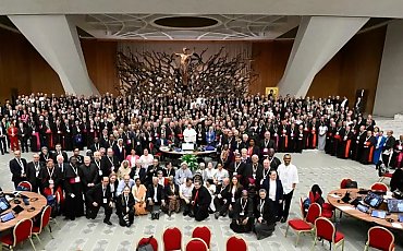 Synod bez przełomu? Refleksje po rzymskich debatach o Kościele