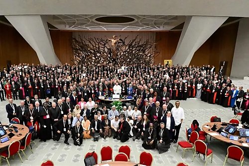 Synod bez przełomu? Refleksje po rzymskich debatach o Kościele