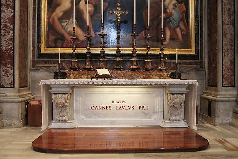 O ideologi zła przy grobie św. Jana Pawła II
