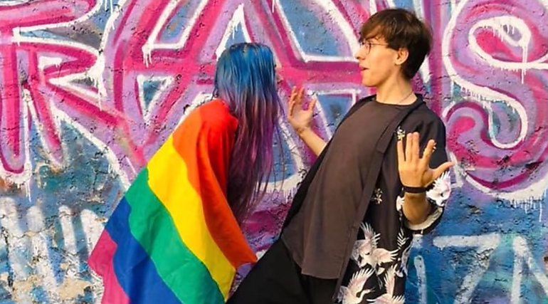 Bojówkarz  LGBT zapowiada rewolucję w której ulice spłyną krwią